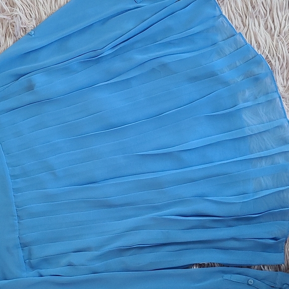 ▪︎Jennifer Lopez Pleated Blouse▪︎ - Picture 8 of 8